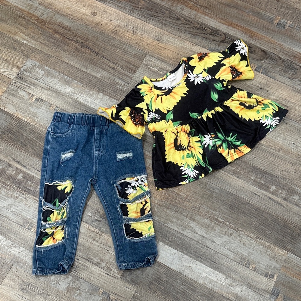 Gorgeous Miss Daisy Girl 2 Pc.
